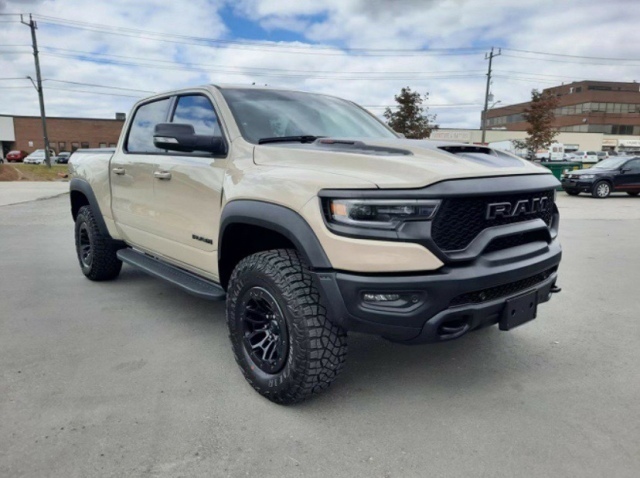 鯊魚王多變體汽車智能皮卡后箱蓋 鯊魚王多變體汽車智能皮卡后箱蓋