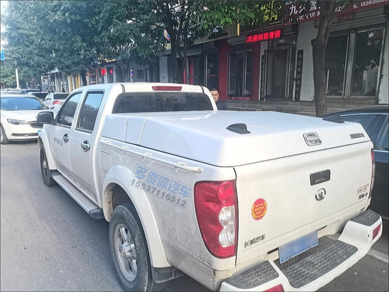 鯊魚(yú)王多變體汽車智能皮卡后箱蓋